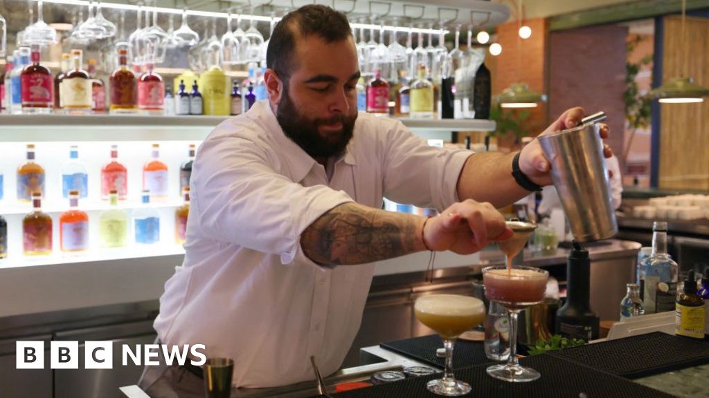 Саудитска Арабия ще получи първия магазин за алкохол от повече от 70 години