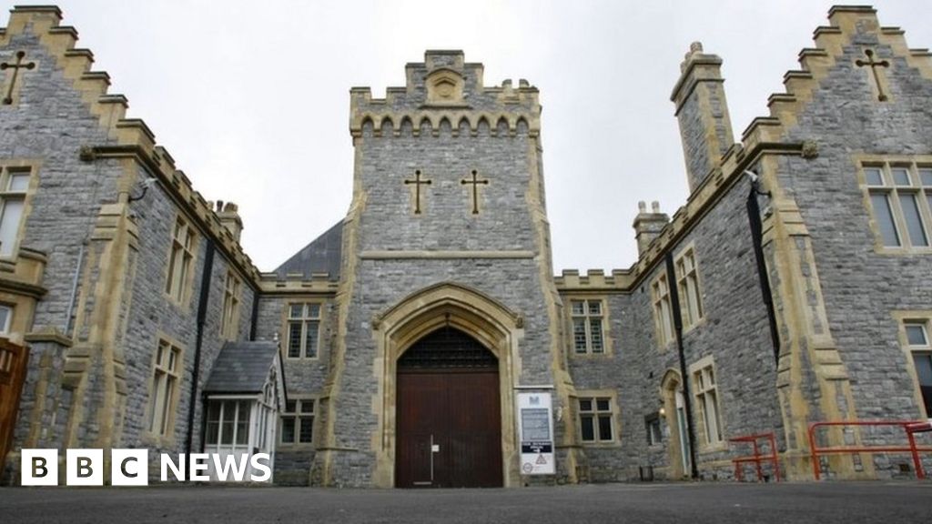 Kingston Prison in Portsmouth to become 267 flats BBC News