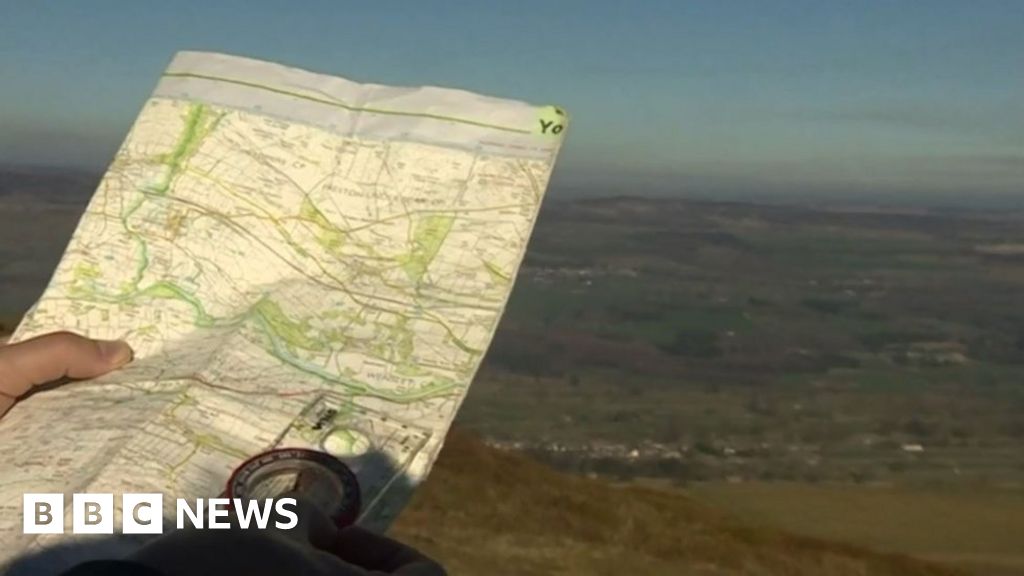 Scafell Pike How to use a compass BBC News