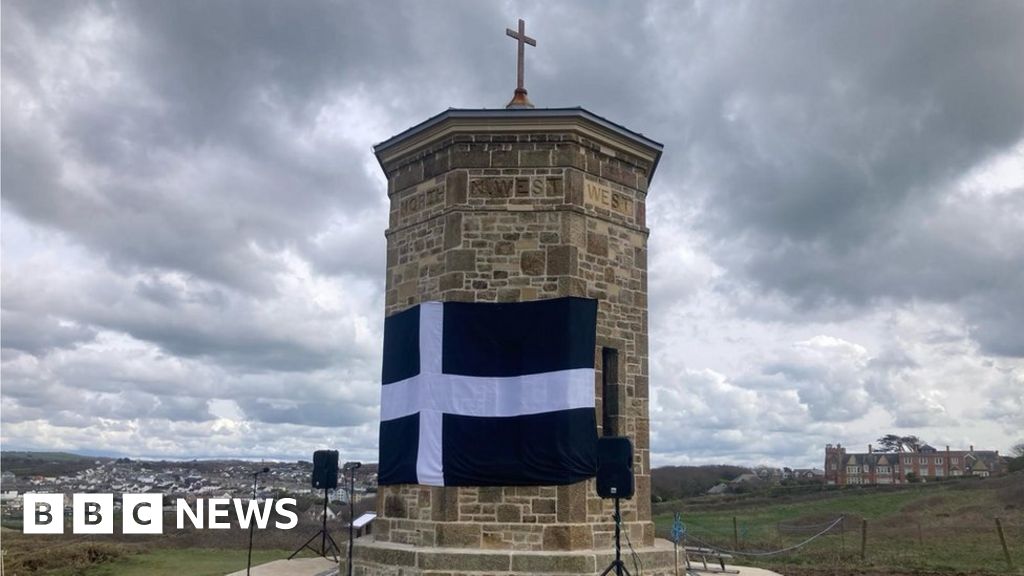 Bude coastal storm tower moved inland to escape coastal erosion 