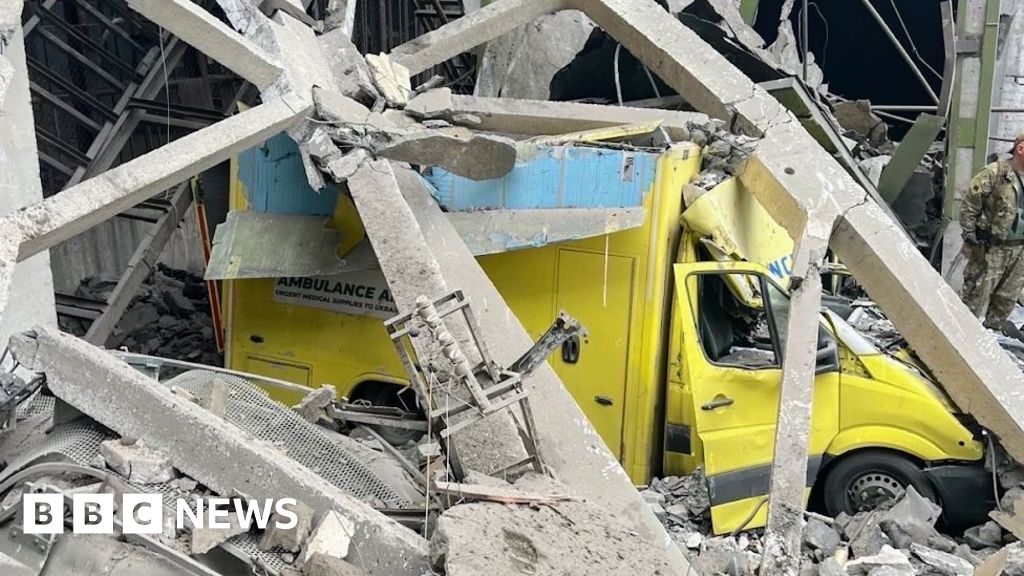 沃里克郡捐贈的救護車在烏克蘭被摧毀