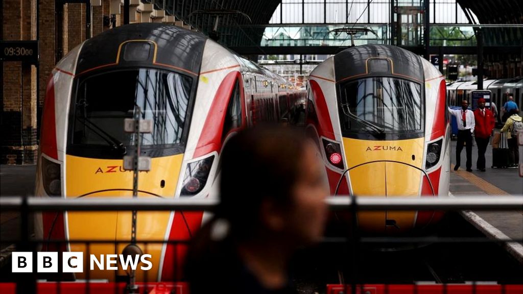 O Partido Trabalhista prometeu nacionalizar a maioria dos serviços ferroviários dentro de cinco anos