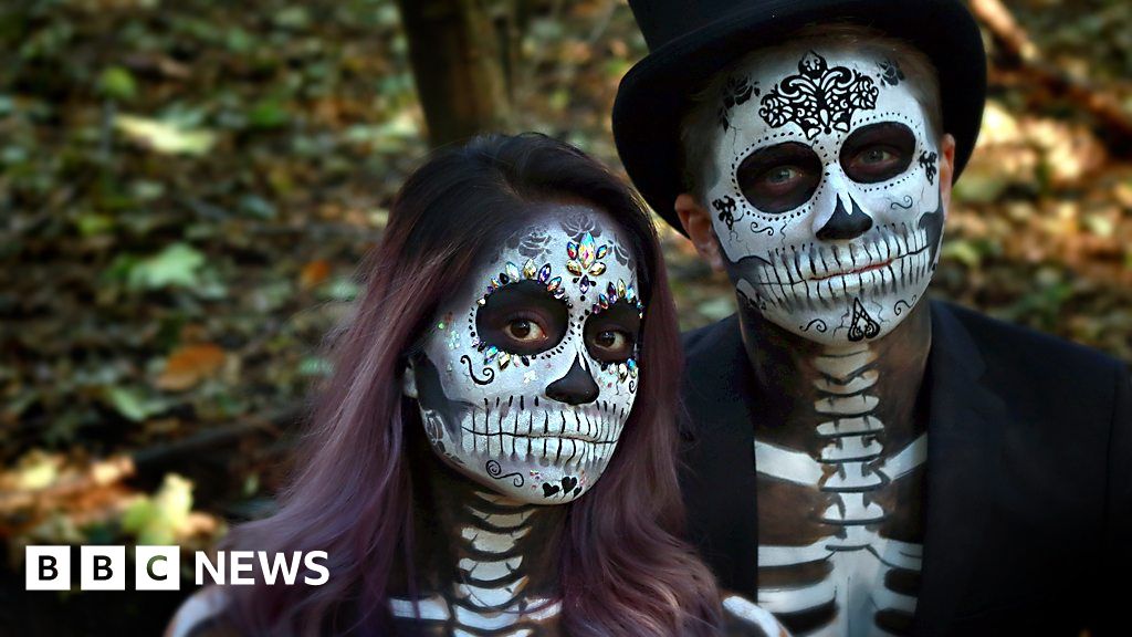 Halloween Day of the Dead makeover on trend  BBC News