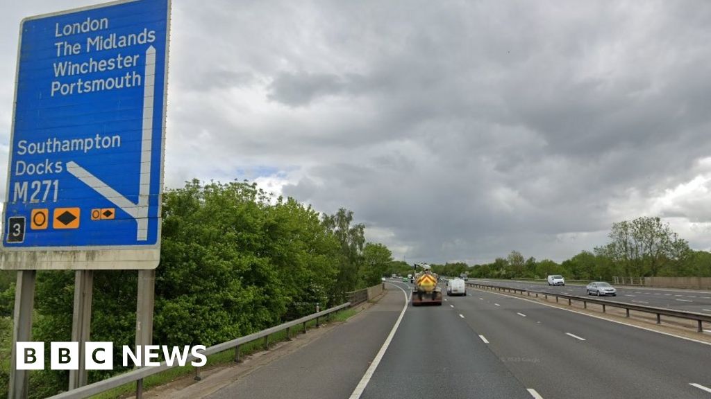 M27 In Hampshire Reopens After Two Vehicle Crash Causes Delay Bbc News