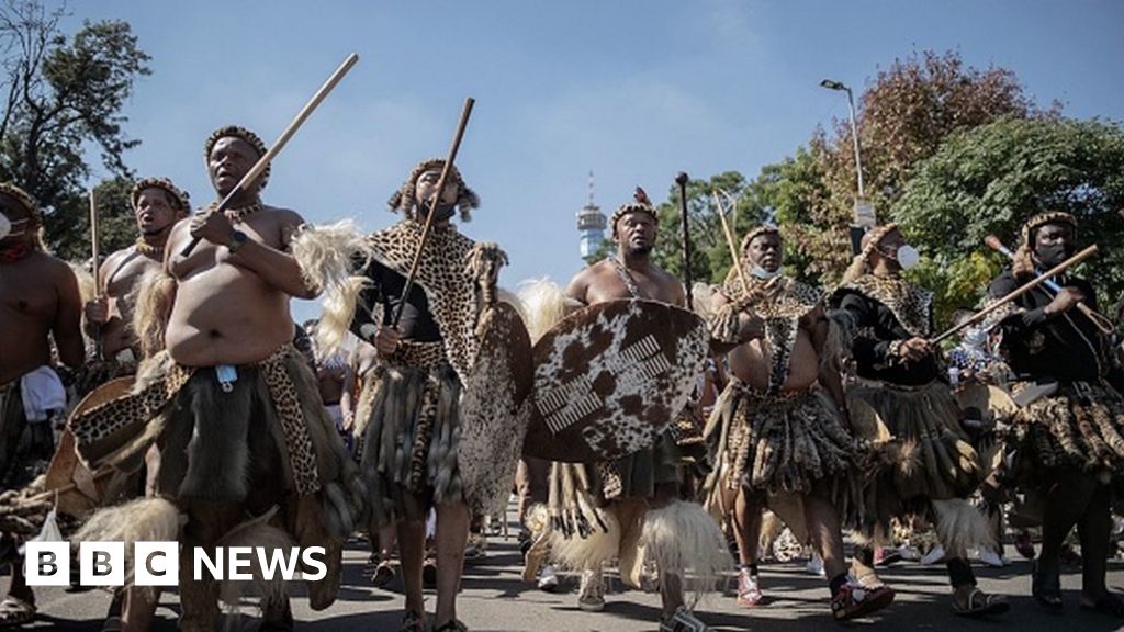 Zulu Queen: Hundreds of mourners hold parade ahead of funeral