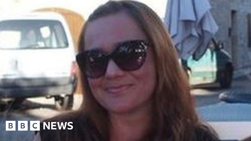 Colette Mcculloch A1 Death Psychiatrist Hung Up On Bbc News 