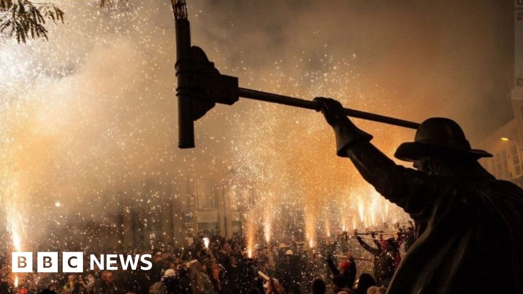 Bridgwater Carnival recycles metal from Hinkley Point C