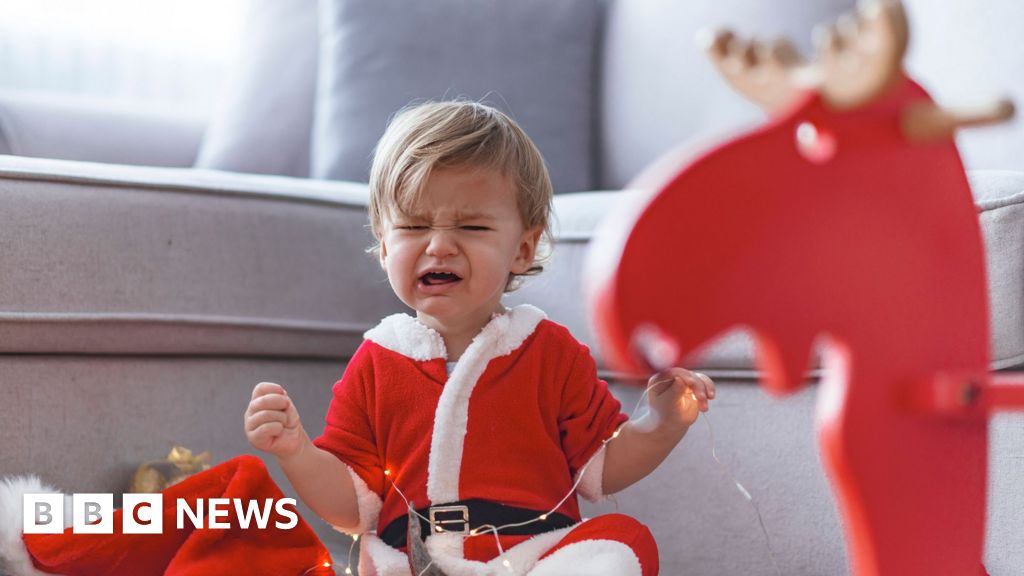 Ho ho no! Four ways to stop kids' Christmas meltdowns