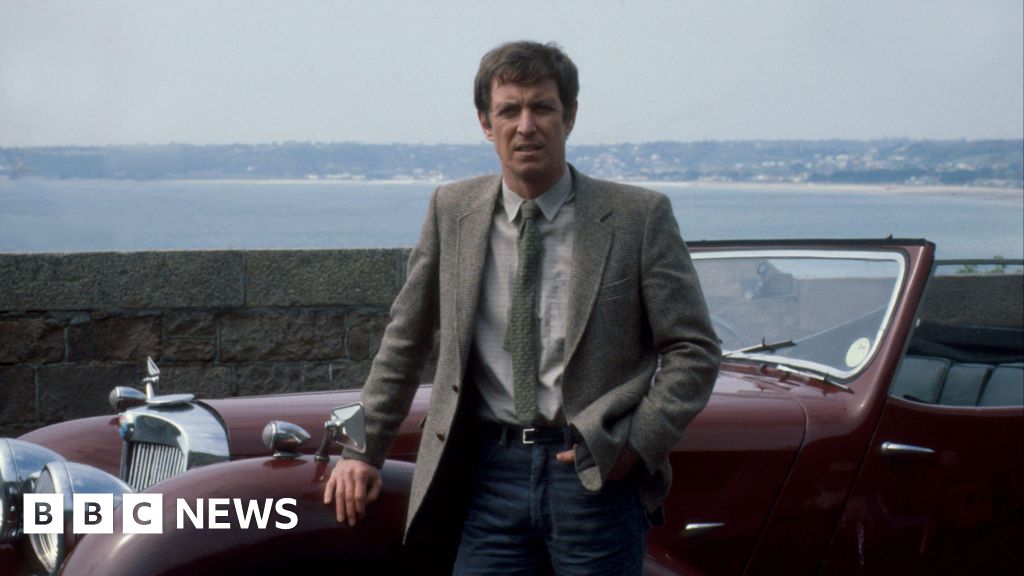 How has Bergerac's island changed since the 1980s?