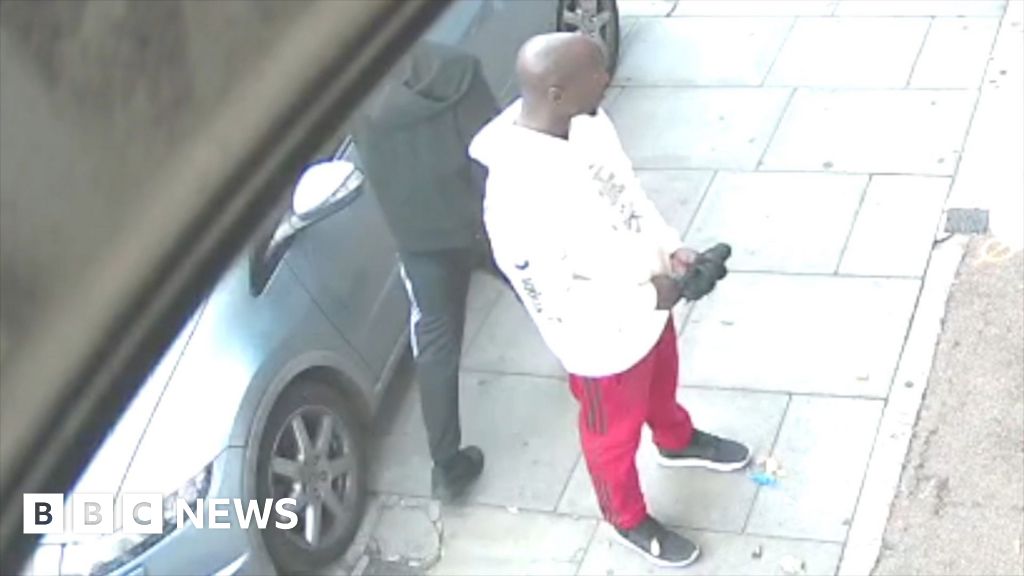 Police seek man after street knife attack