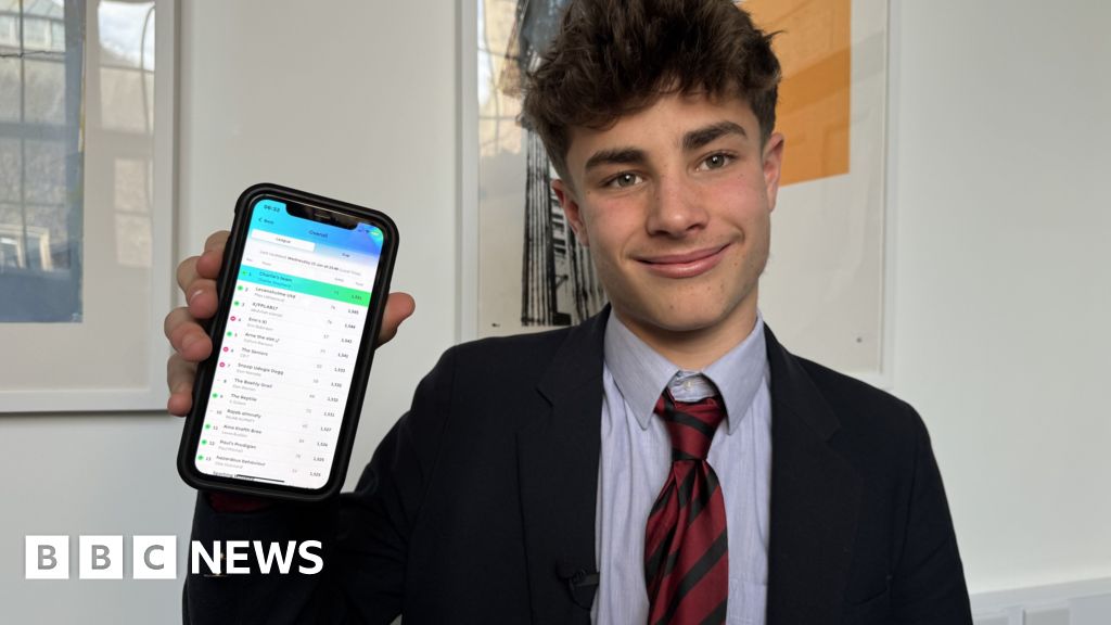 Student, 15, tops Fantasy Premier League worldwide