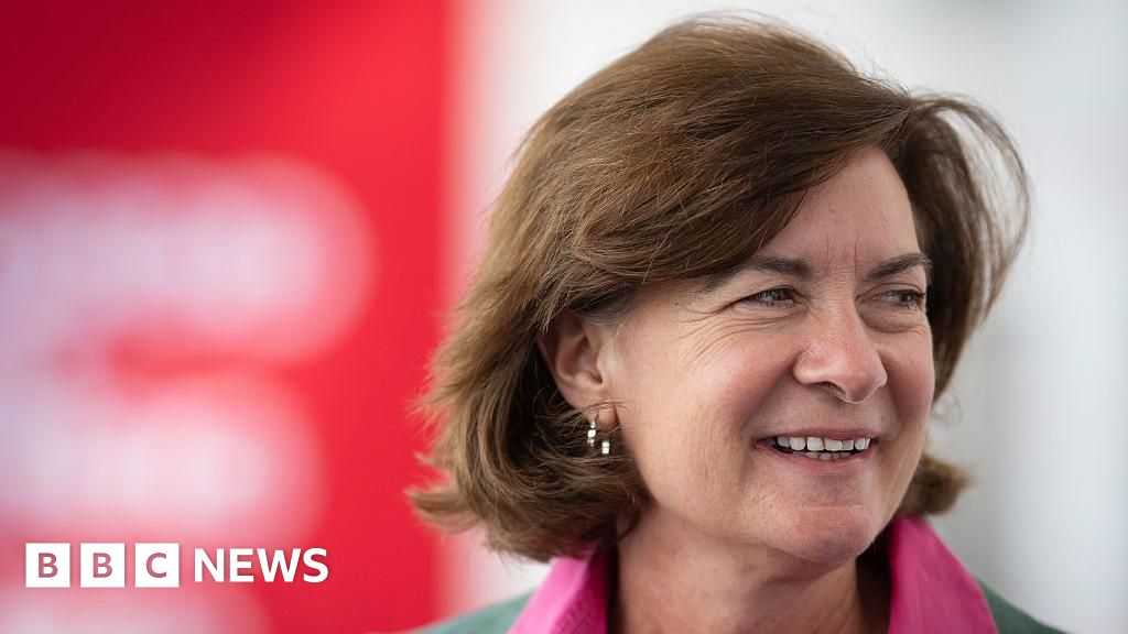 Welsh First Minister Demands National Flag on New UK Digital IDs