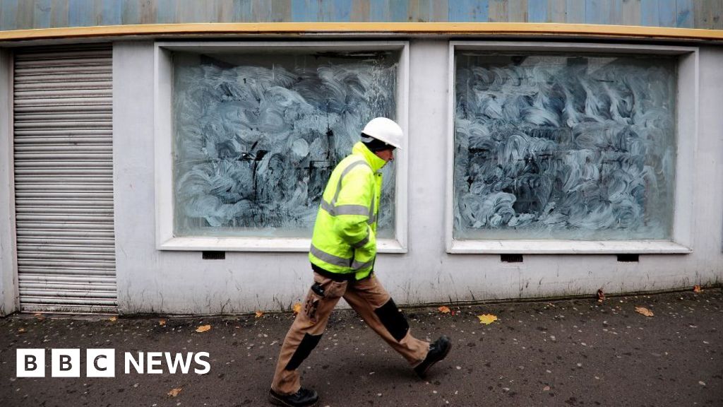 MSPs pass emergency bill to fix business rates blunder