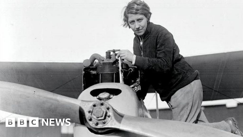 Pilot's 1930 Australia flight to be celebrated
