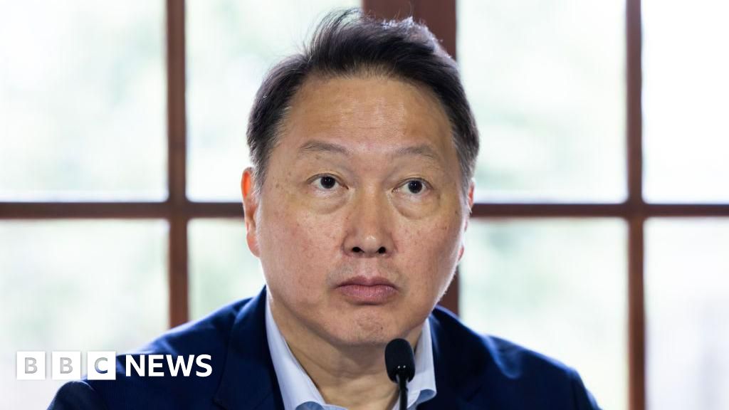 Южнокорейски магнатът Chey Tae won е осъден да плати на