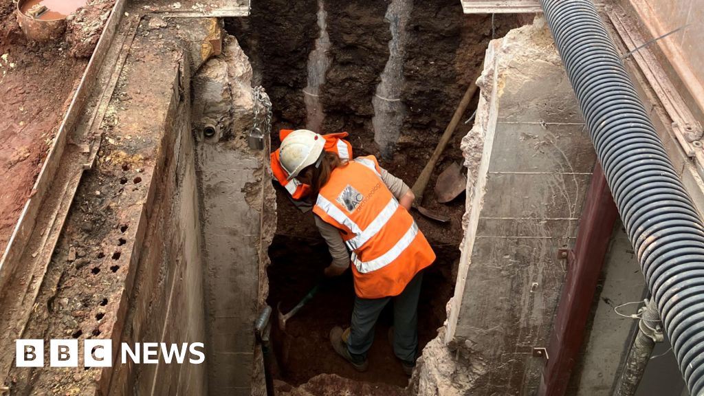 Archaeologists Discover Roman Ritual Site in Spanish Cave