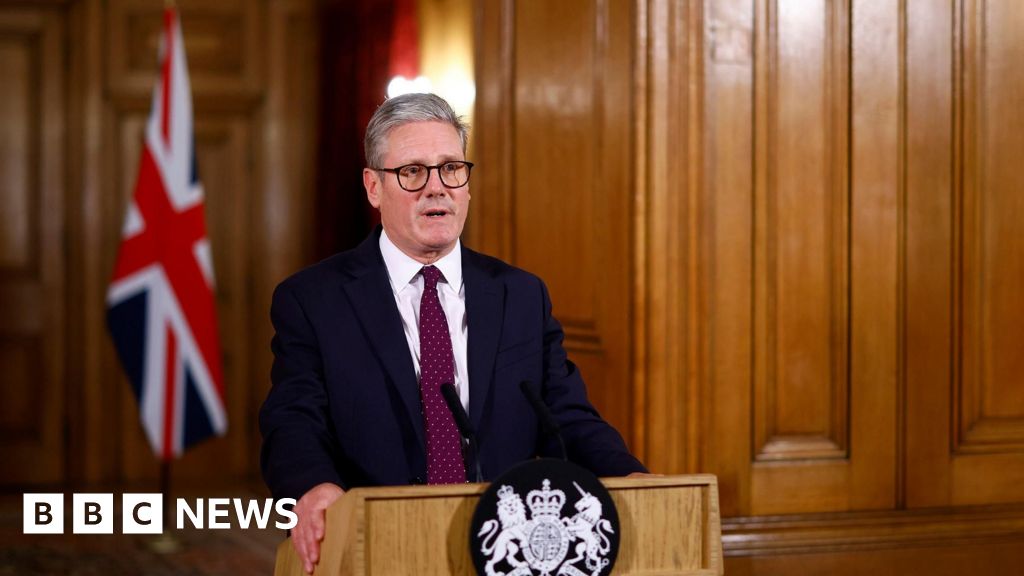 Henry Zeffman: Starmer seeks to carve out distinct UK approach to this conflict