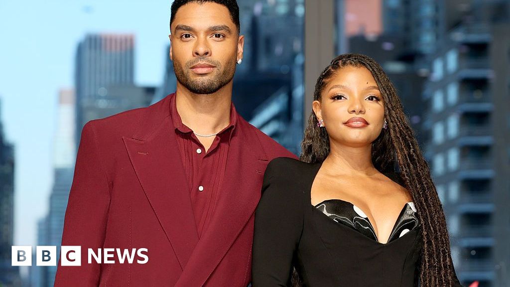Regé-Jean Page and Halle Bailey show off their Welsh skills  - BBC News