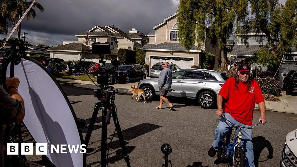 'It's bizarre': Californians grapple with revelation that press gala gunman suspect was neighbour