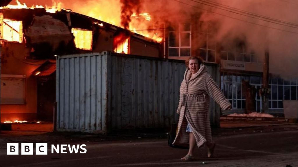 وقال زيلينسكي بعد التفجيرات الجديدة إن روسيا تستغل الحرب مع إيران