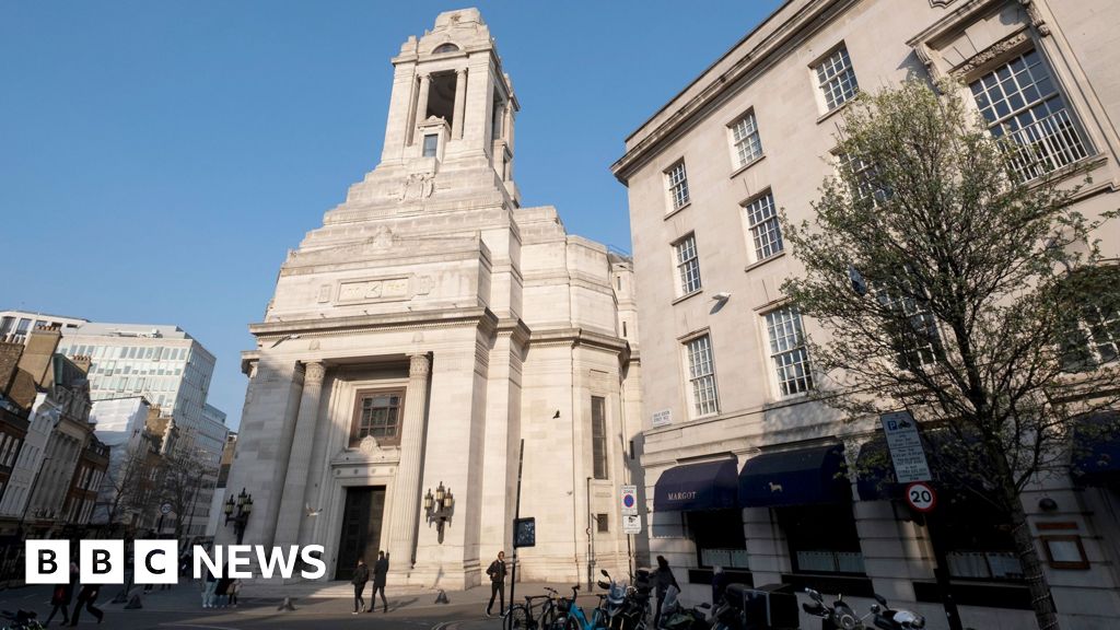 Met Police Officers May Be Forced to Declare Freemason Membership