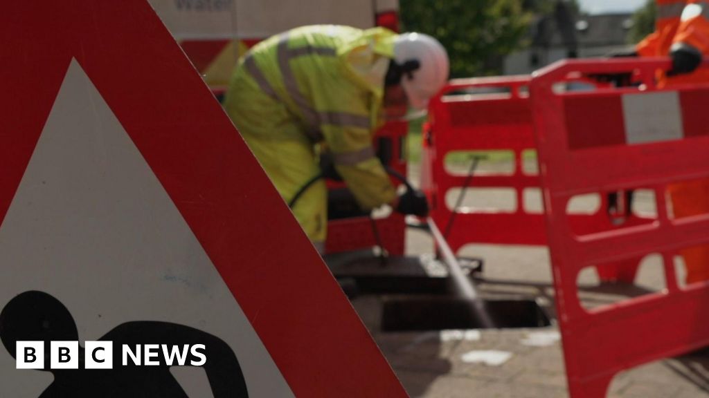 South West Water AI trial 'cuts sewage pollution'