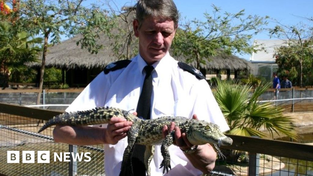 Scottish SPCA boss retires after 37 years with animal charity