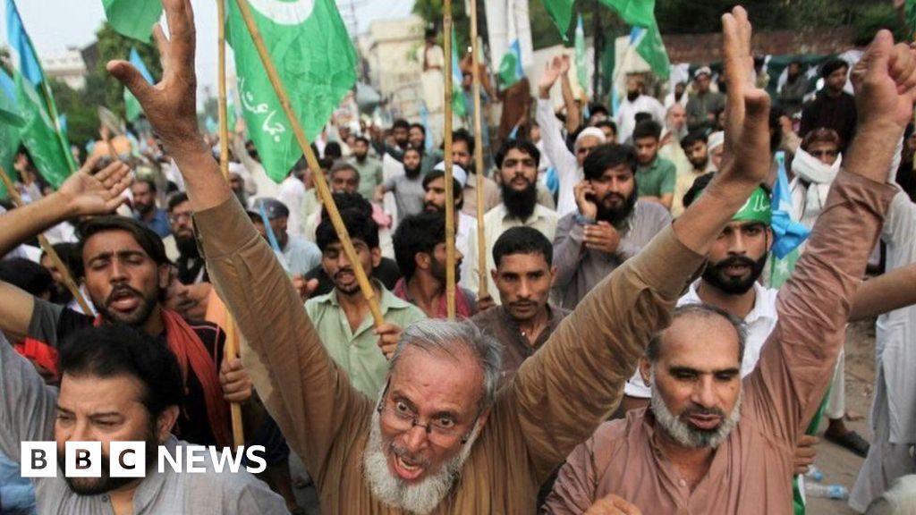 Kashmir: Why India and Pakistan fight over it