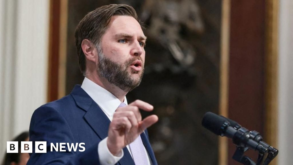 Downing Street hits out at 'people seeking to stir division' after Vance's Nowak post