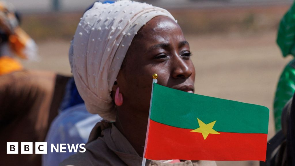 Perubahan apa yang Burkina Faso, Mali dan Niger meninggalkan blok Afrika Barat?