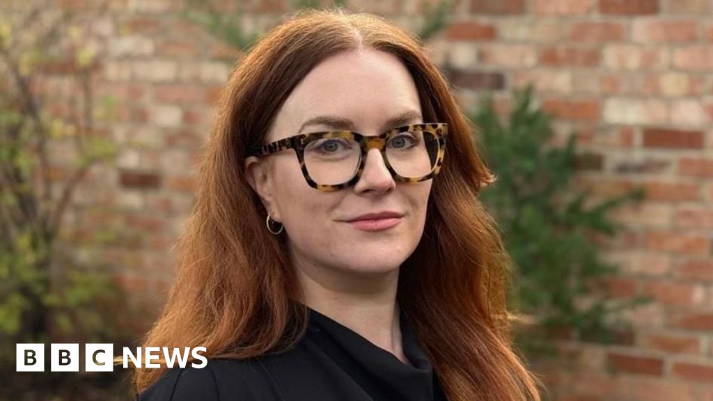 Court crisis in England and Wales: What's it like for barristers?