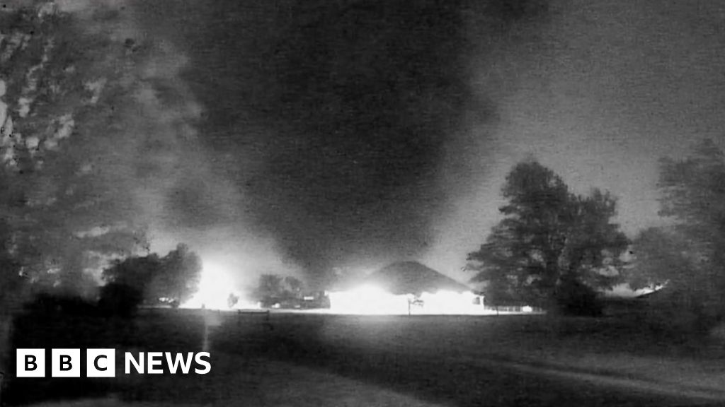 Tornadoes and dust storms hit Oklahoma and Kansas