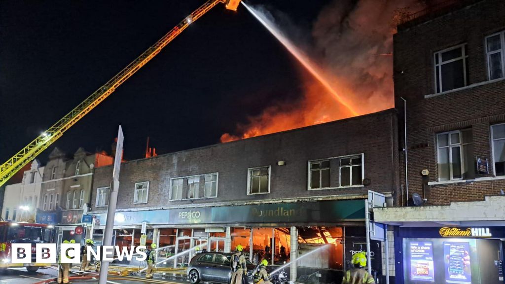 Poundland in Penge goes up in flames