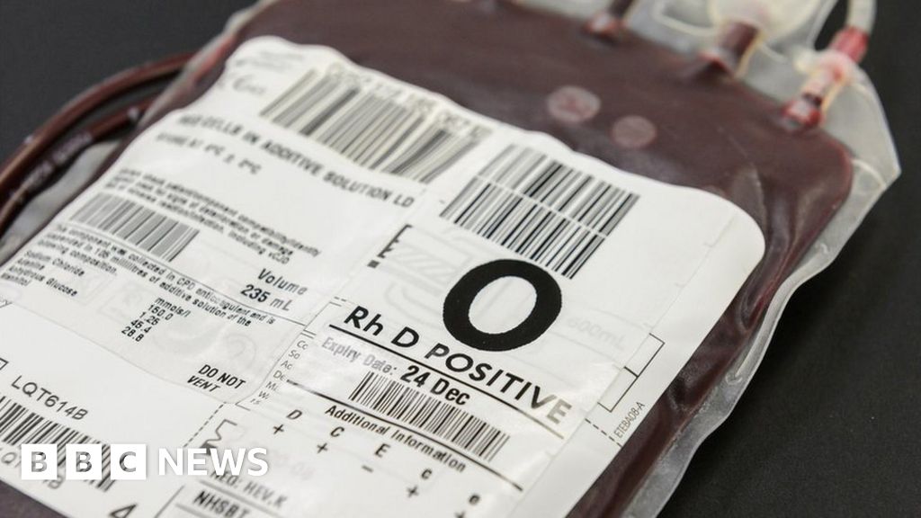 Shortage of blood supplies prompts amber warning
