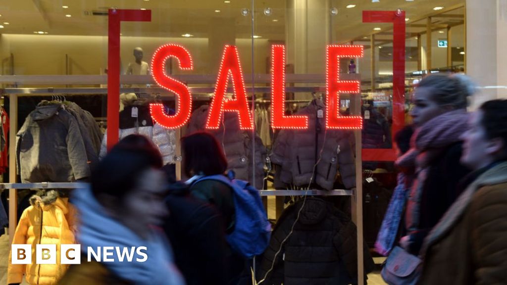 Heavy discounting lifts Scottish high street sales