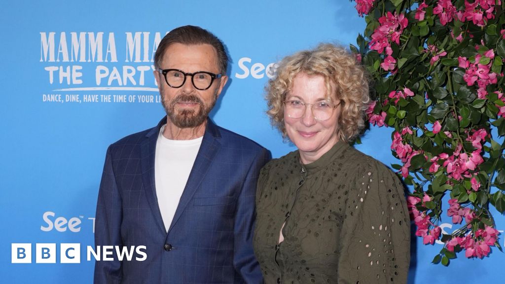 Abba’s Björn Ulvaeus married by Sandi Toksvig to Christina Sas