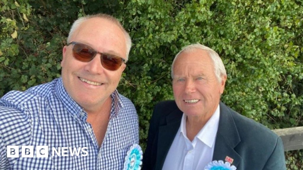 Hampshire and Dorset councillors defect from the Tories to Reform UK