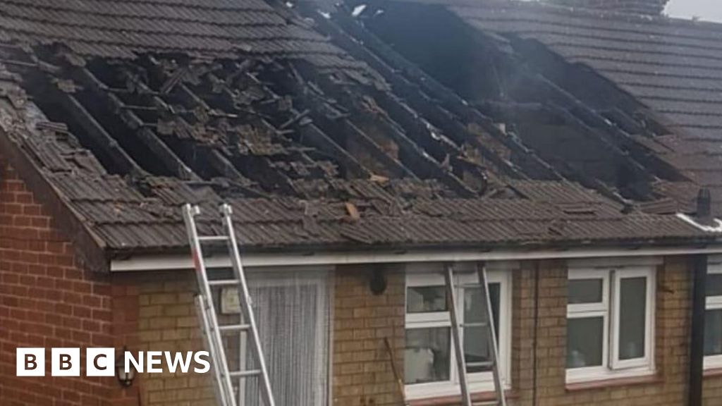 Sandiacre family of lightning strike the roof of the fire saved by the neighbours