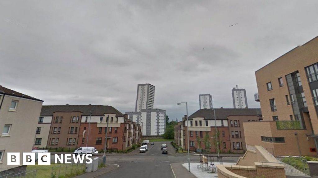 Appeal following two Maryhill house breakins BBC News