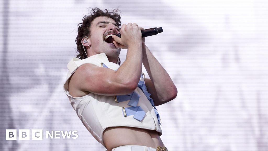 Benson Boone's Last-Minute Concert Cancellation: Fans Left in Limbo