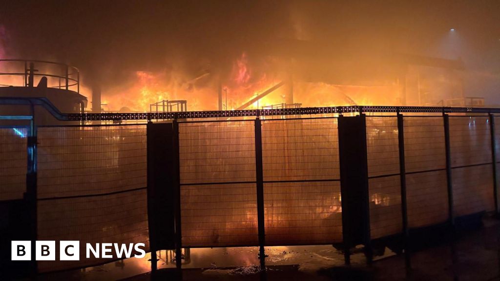 'Apocalyptic' Tata Steel fire sees 'substantial' damage to production line