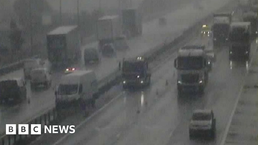Van Crash Causes Major Delays M62 West Yorkshire