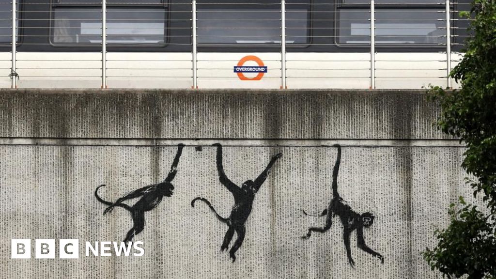 Banksy's new urban jungle sparks hunt for hidden meaning