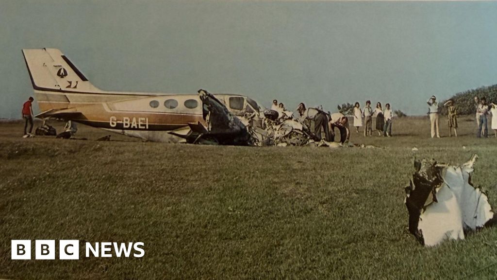 Welsh first minister says plane crash was 'biggest shock of our lives'