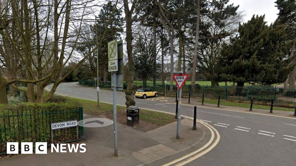 17-Year-Old Boy Stabbed in Wolverhampton