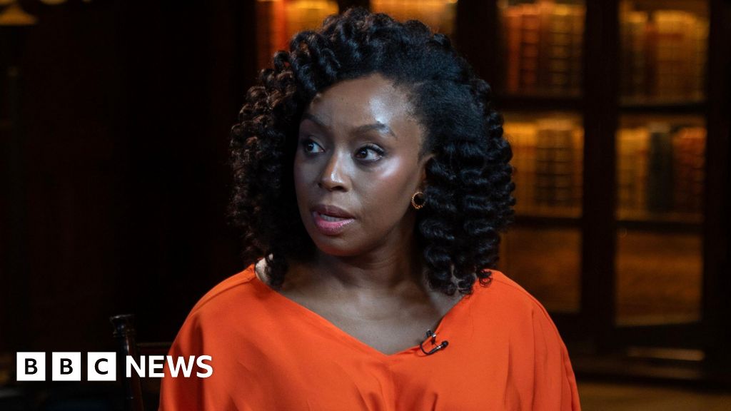 Chimamanda Ngozi Adichie on Overcoming Writer’s Block during Pregnancy