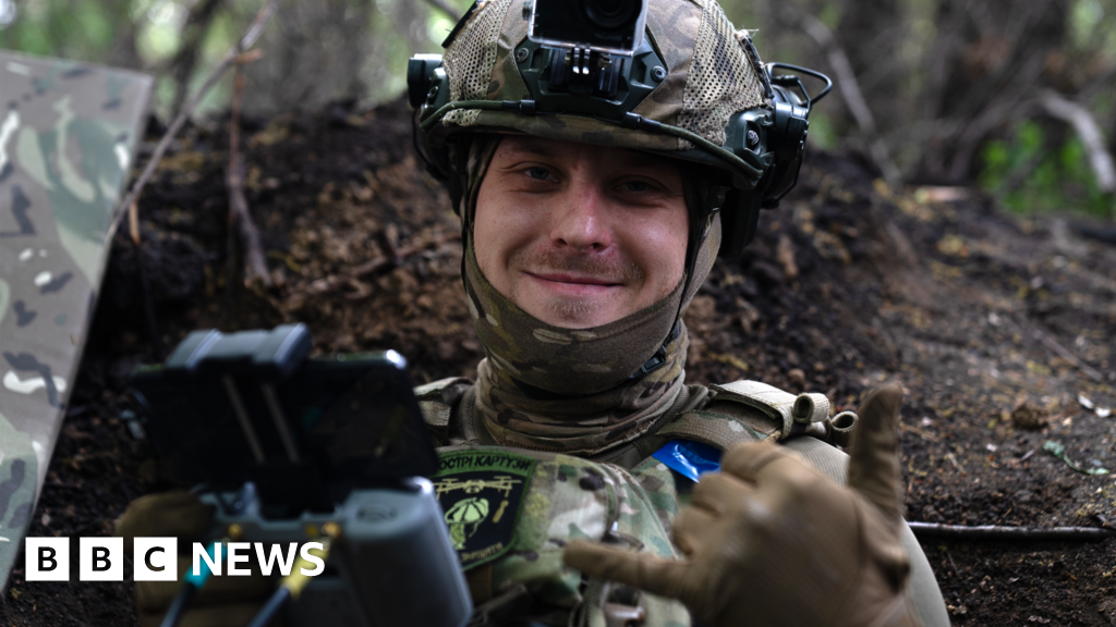 Запознайте се с Peaky Blinders - украинският отряд с дронове, защитаващ Харков