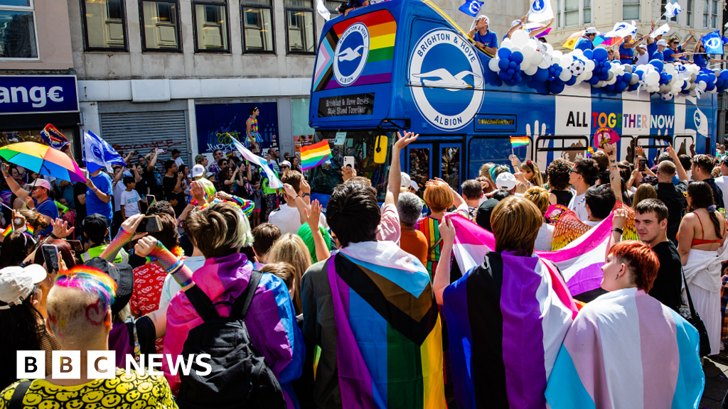 World Cup 2022: Foreign Secretary James Cleverly says he will travel to Qatar