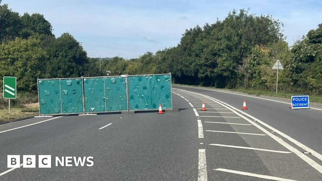 Lewes Crash Motorcyclist Dies In Collision With Lorry On A27