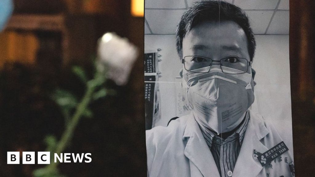 Li Wenliang: 'Wailing Wall' for China's virus whistleblowing doctor